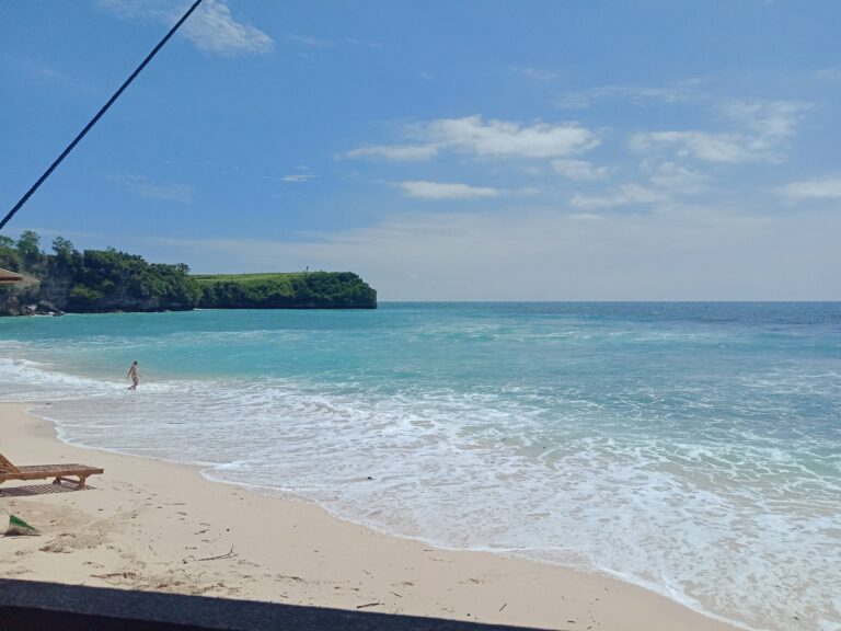 Balangan Beach